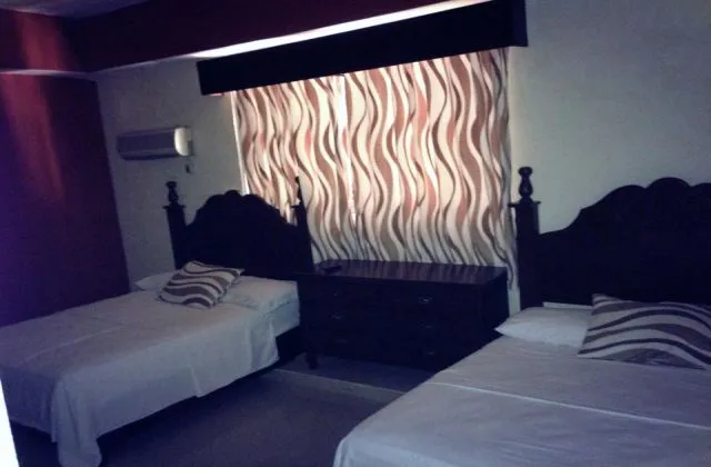 Hotel Pegasus La Vega habitacion 2 grande cama 1